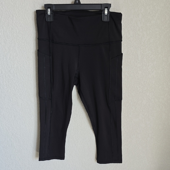 Athleta Ultimate  Stash Crop Black Women's Leggings - Picture 1 of 3